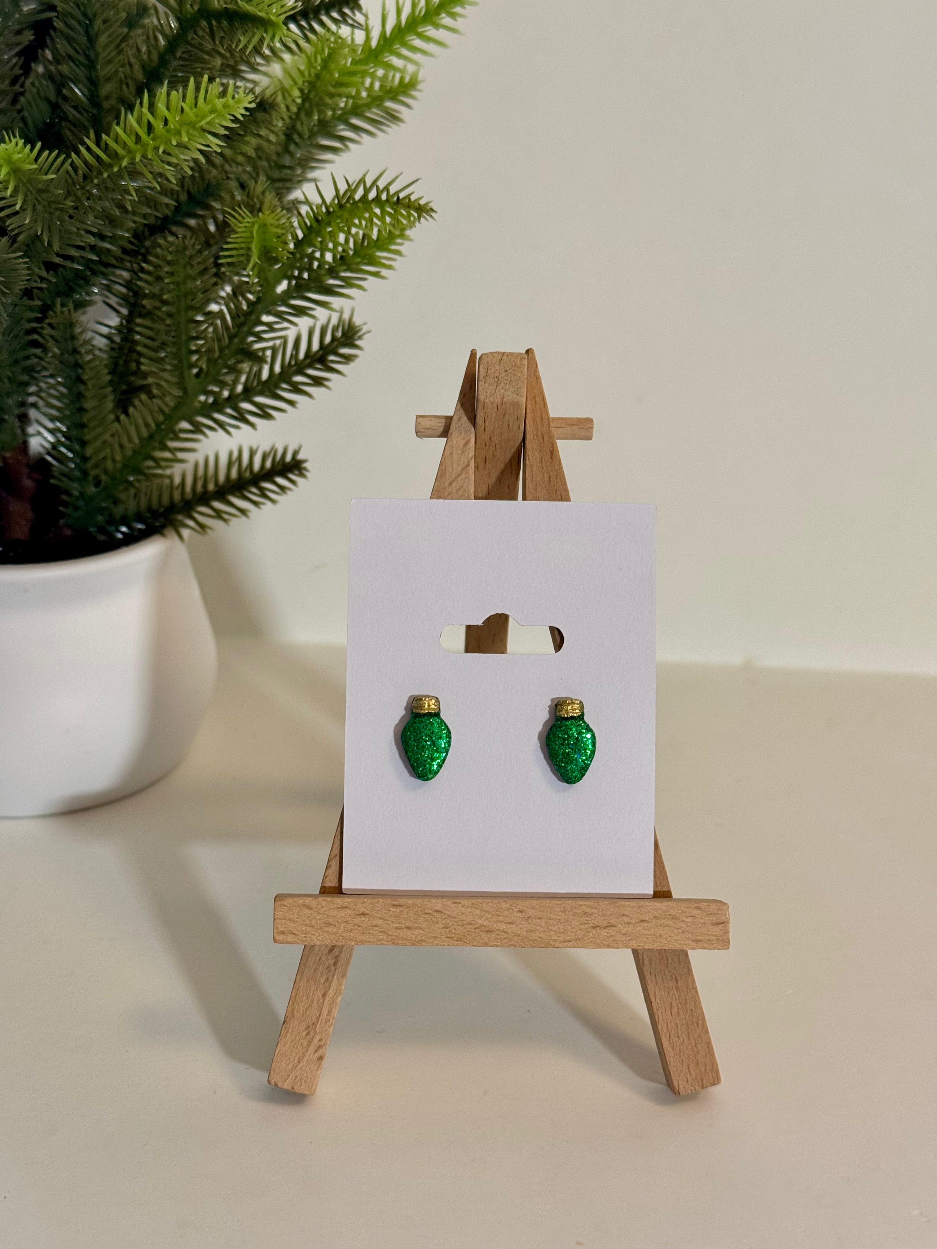 Lightbulb Studs - Green